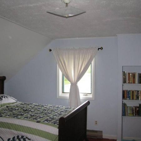 Wild Willows Cottage West Lake พิกทัน ภายนอก รูปภาพ